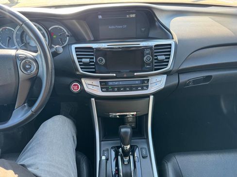 Used 2015 Honda Accord EX-L image 16