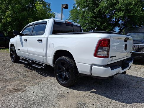 Used 2024 RAM 1500 Big Horn AWD/4WD image 3