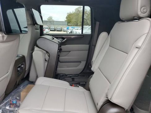 New 2026 GMC Yukon XL Elevation w/ Elevation Premium Package image 11