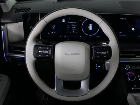 Used 2025 Hyundai Santa Fe Calligraphy image 21