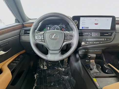 New 2025 Lexus ES 300h F Sport image 22