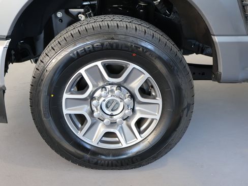 Used 2024 Ford F250 Lariat image 13