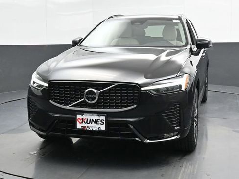 Used 2023 Volvo XC60 B5 Plus w/ Protection Package Premier image 6