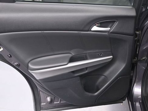 Used 2015 Honda Crosstour EX-L image 21