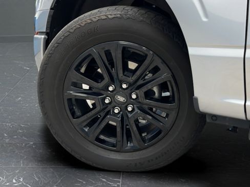 Used 2025 Ford F150 Platinum AWD/4WD image 42