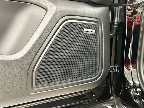 New 2026 Porsche Macan AWD/4WD image 21