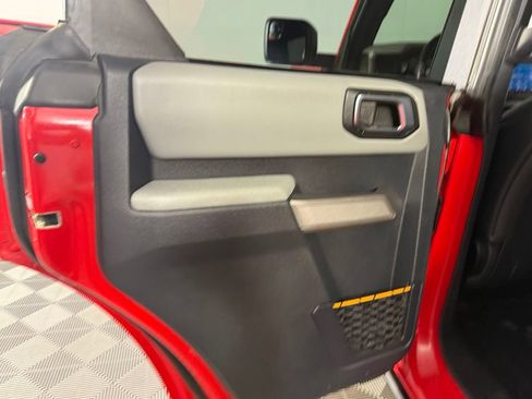Used 2023 Ford Bronco Badlands AWD/4WD image 29