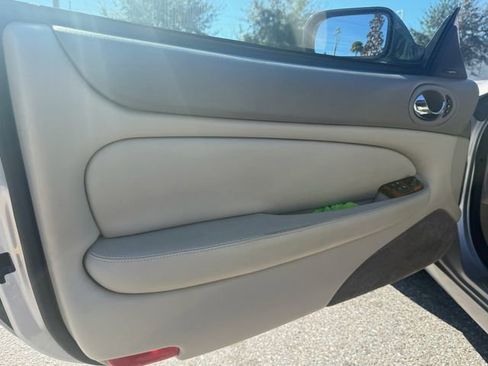 Used 2001 Jaguar XK8 Convertible image 7