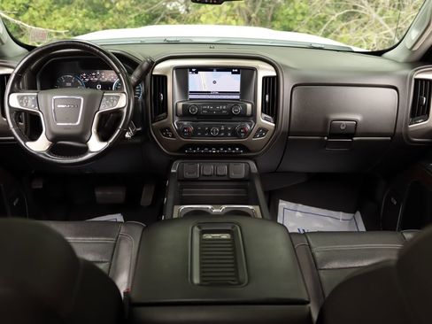 Used 2019 GMC Sierra 3500 Denali w/ Duramax Plus Package AWD/4WD image 22