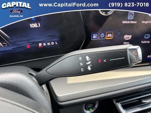 Used 2025 Chevrolet Traverse LT w/ Midnight/Sport Edition FWD image 30