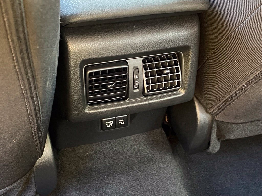 Used 2025 Toyota Camry LE FWD image 26