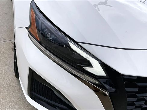 Used 2024 Nissan Altima 2.5 SR image 28