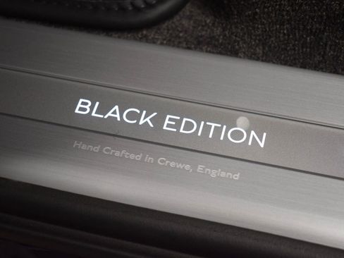 New 2025 Bentley Bentayga S Black Edition image 40