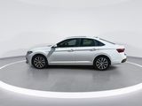 Used 2025 Volkswagen Jetta SE image 5