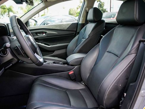 Used 2025 Honda Accord Touring image 17