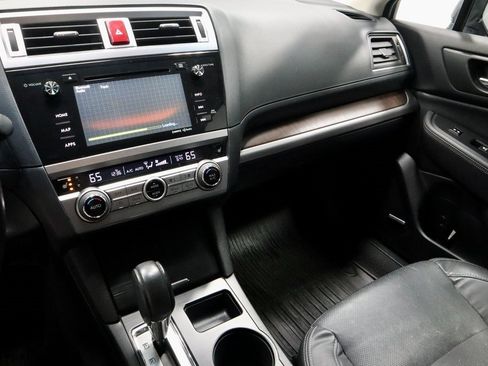 Used 2015 Subaru Outback 2.5i Limited image 33