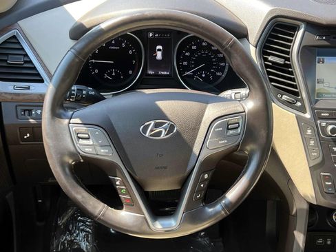 Used 2018 Hyundai Santa Fe AWD image 12