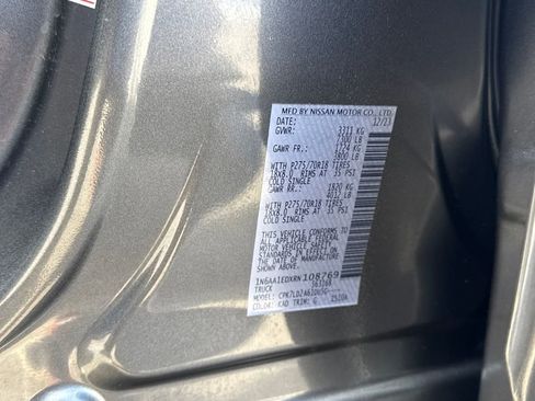 Used 2024 Nissan Titan PRO-4X w/ Pro-4x Convenience Package image 31