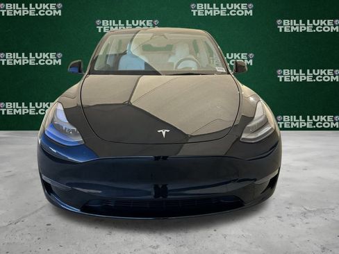 Used 2025 Tesla Model Y Long Range image 10