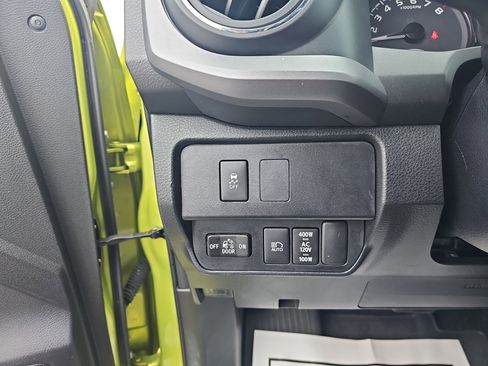 Used 2023 Toyota Tacoma TRD Off-Road w/ Technology Package image 23