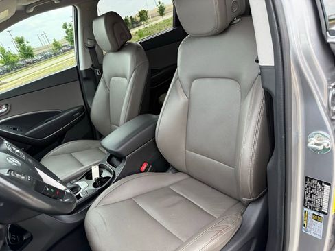 Used 2019 Hyundai Santa Fe XL FWD image 14