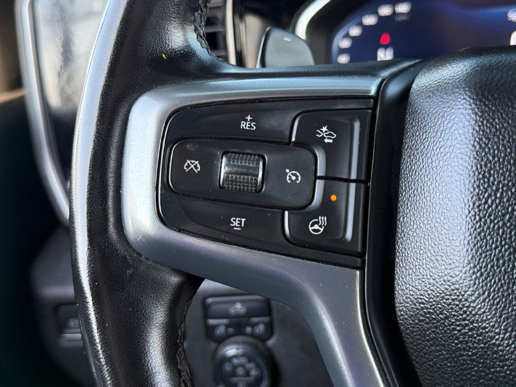 Used 2023 Chevrolet Silverado 1500 RST AWD/4WD image 15