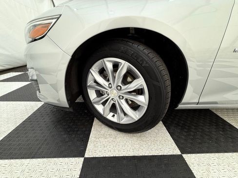 Used 2020 Chevrolet Malibu LT w/ Fleet LT Safety Plus Package image 9