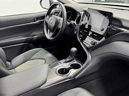 Used 2024 Toyota Camry LE image 14