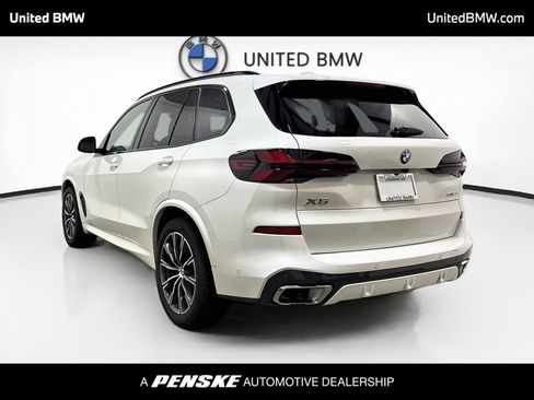 Certified 2025 BMW X5 xDrive40i w/ Executive Package AWD/4WD image 7