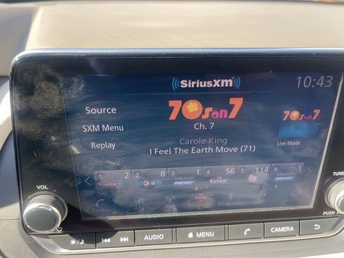 Certified 2023 Nissan Rogue SV image 13