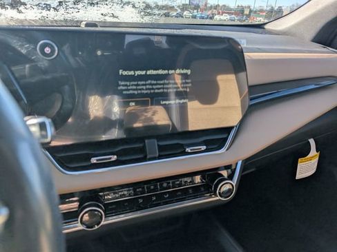 New 2026 Chevrolet Equinox ACTIV w/ Convenience Package III image 20