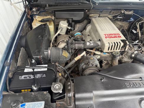 Used 1993 Chevrolet Silverado 3500 2WD Crew Cab image 25