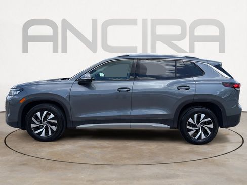 Certified 2025 Volkswagen Tiguan S FWD image 7
