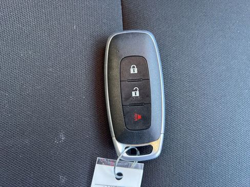 Certified 2023 Nissan Rogue S image 26