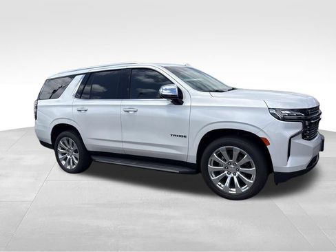 Used 2021 Chevrolet Tahoe Premier w/ Premium Package AWD/4WD image 5