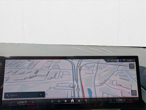 Used 2025 BMW X3 xDrive30i w/ Premium Package image 13