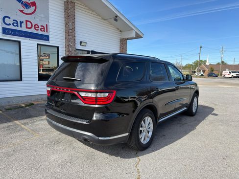 Used 2023 Dodge Durango SXT image 7