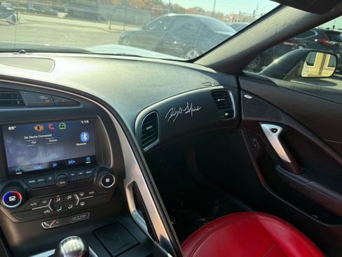 Used 2014 Chevrolet Corvette Stingray Coupe w/ Battery Protection Package image 18