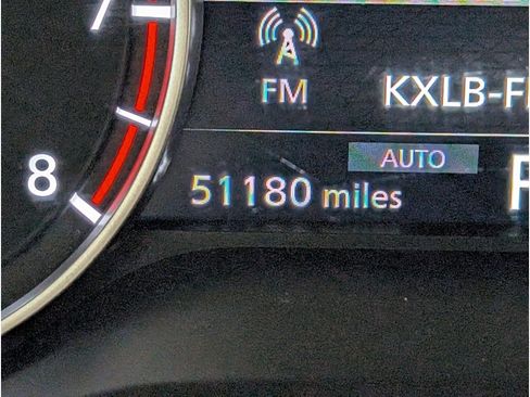 Used 2025 Nissan Rogue SV AWD/4WD image 18