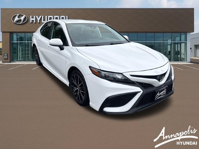 Used 2021 Toyota Camry SE FWD image 7