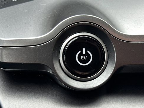 Used 2023 Kia EV6 Wind w/ Wind Technology Package image 24