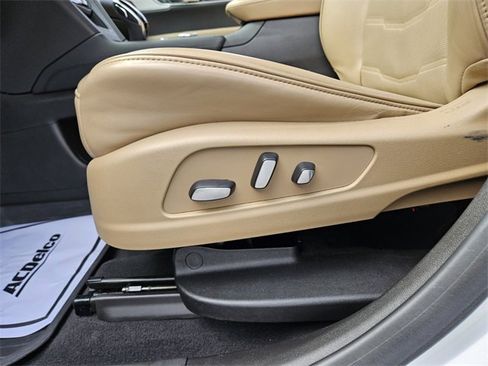 Used 2021 Cadillac XT6 Premium Luxury w/ Platinum Package image 10