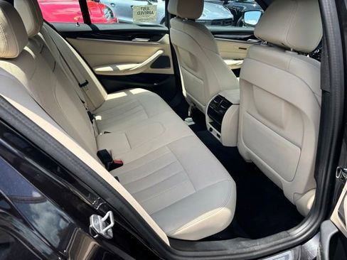 Used 2023 BMW 530i xDrive w/ Premium Package AWD/4WD image 7