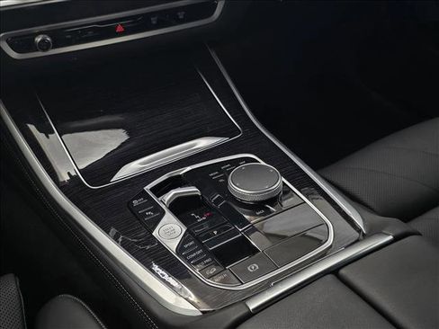 Used 2026 BMW X5 xDrive40i image 21