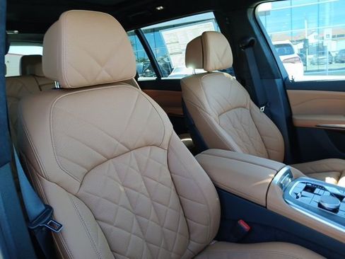 New 2026 BMW X7 xDrive40i w/ M Sport Package image 17