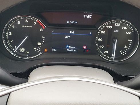 Used 2020 Cadillac XT5 Premium Luxury w/ LPO, Floor Liner Package image 20