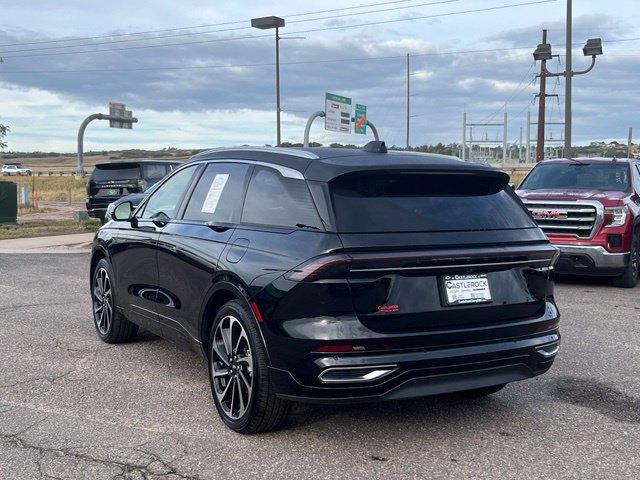 Used 2025 Lincoln Nautilus Black Label AWD/4WD image 3