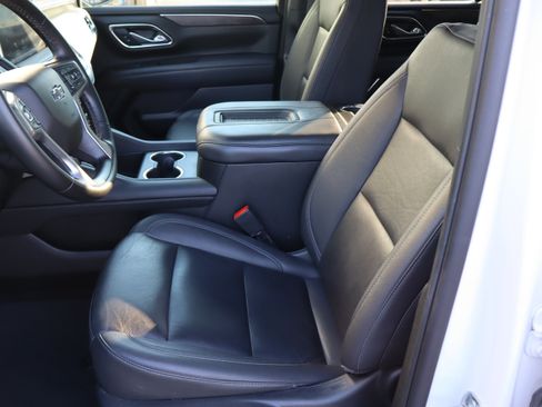 Used 2023 Chevrolet Tahoe Z71 w/ Luxury Package AWD/4WD image 20