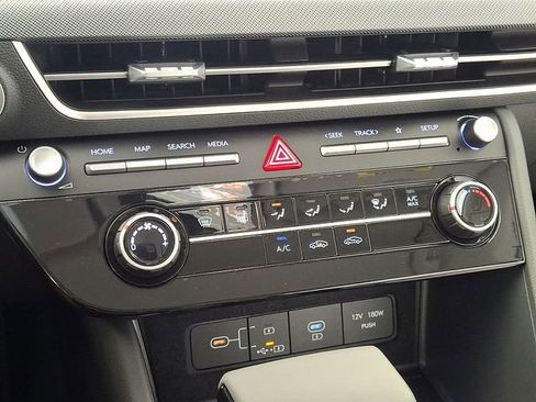 New 2026 Hyundai Sonata SE FWD image 14