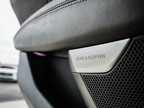 Used 2022 Audi e-tron GT Prestige w/ Prestige Package image 24